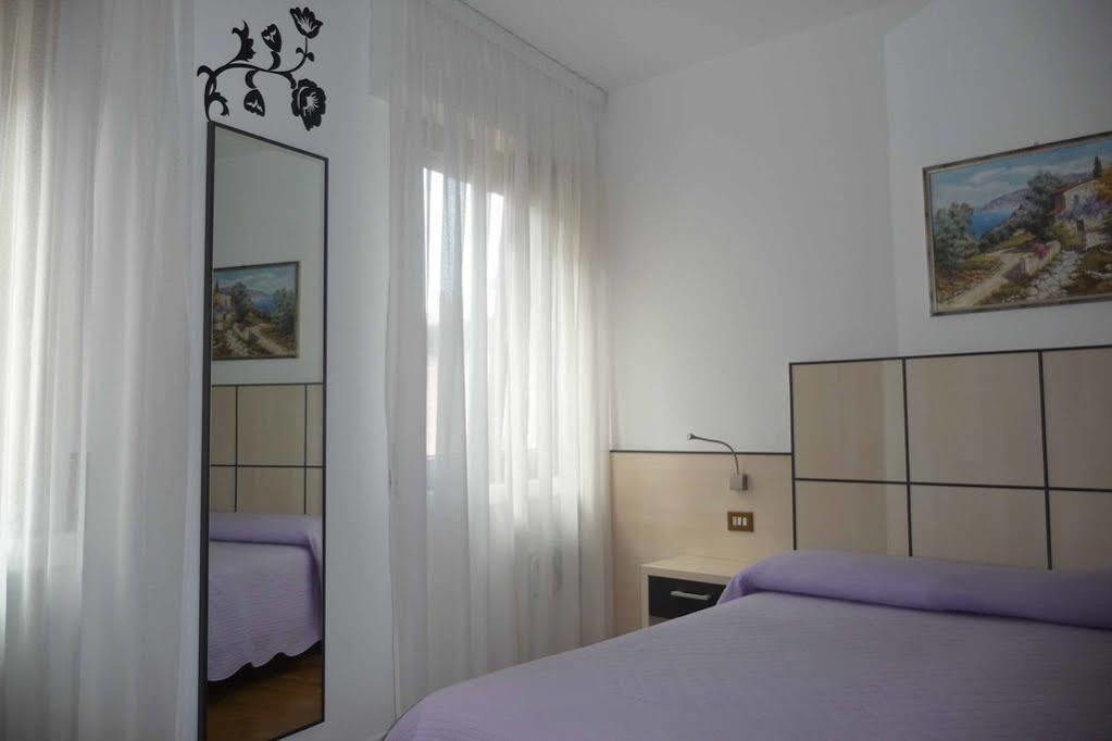 Albergo Aurora Malcesine Buitenkant foto